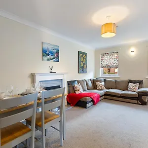 Pass The Keys Townhouse With Free Parking Holiday home York
