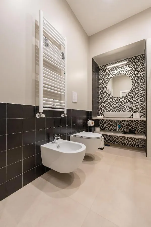 Palazzo Massa Apartments 나폴리 0*,  이탈리아